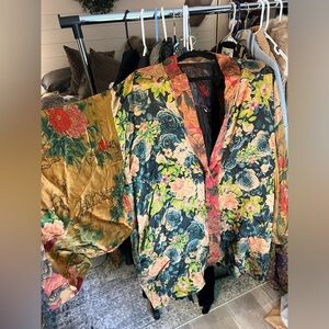 Johnny Was 100% silk kimono
